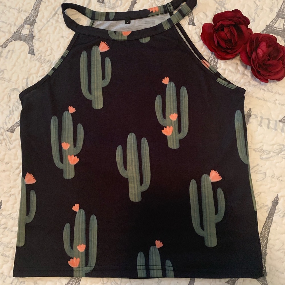 Cute 🌵 top! - Picture 2 of 2